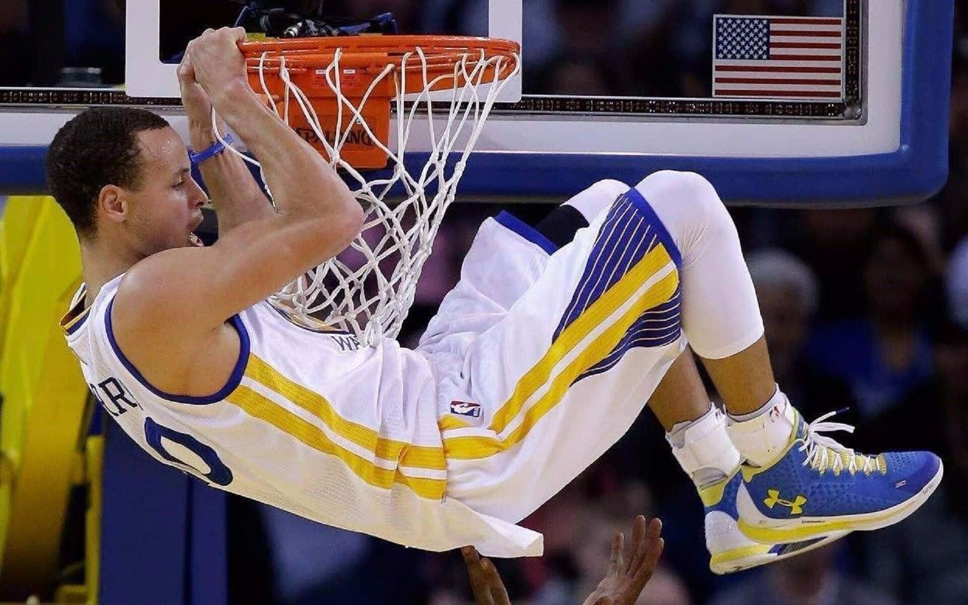 爆冷！CBA新疆队横扫NBA猛龙？欧冠半决赛惊现史上最离谱跨界对决